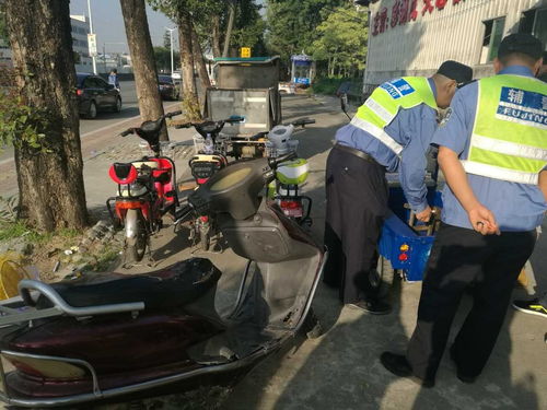 塘廈公安今天出動800多警力,還有裝甲運兵車 特種防暴車